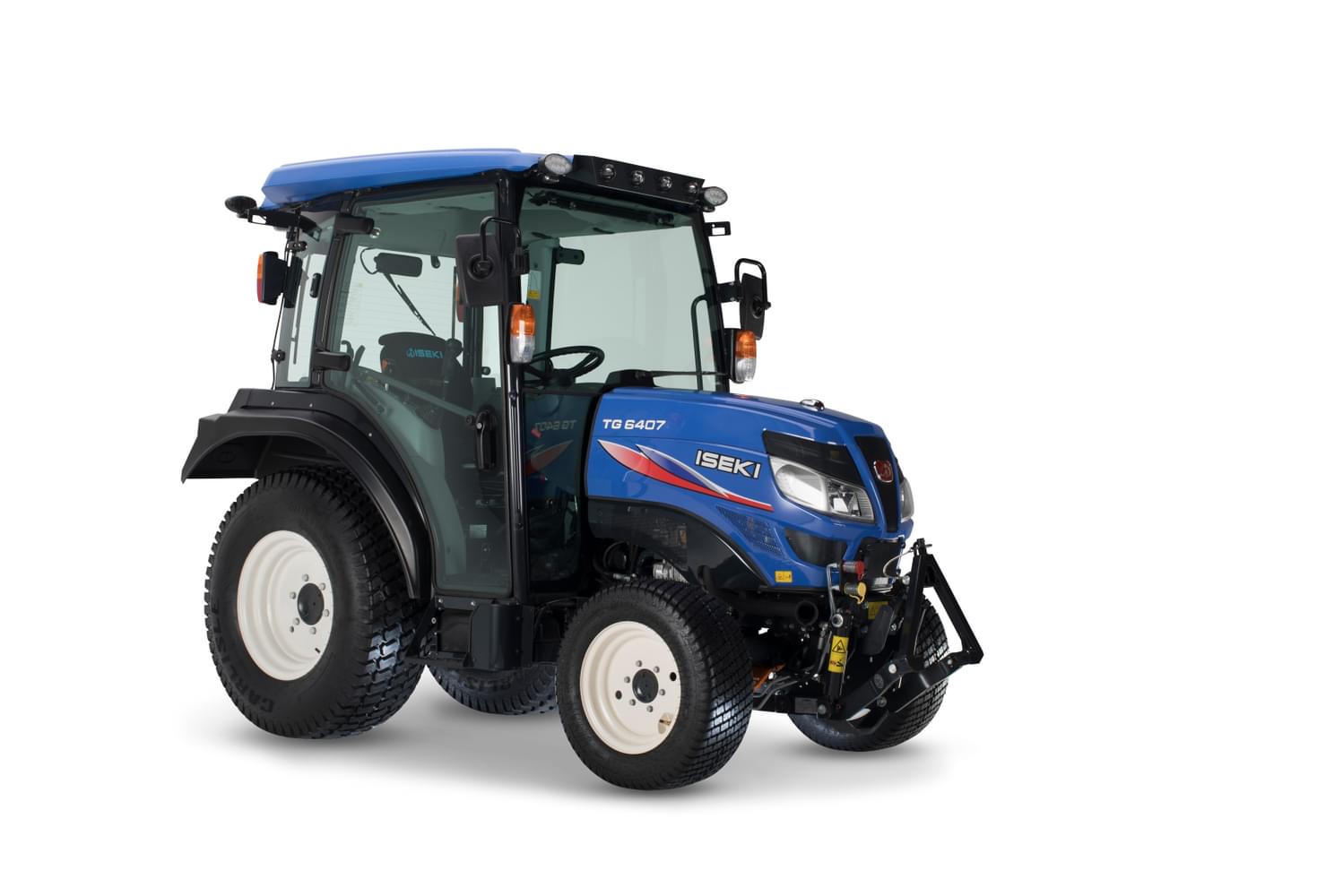 Blauwe iseki mini trekker met cabine met witte achtergrond