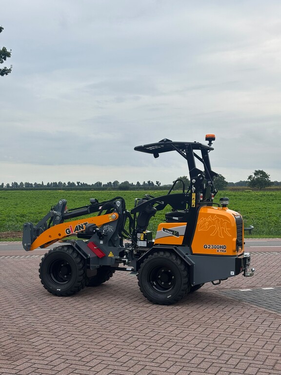 Giant G2300extra HD